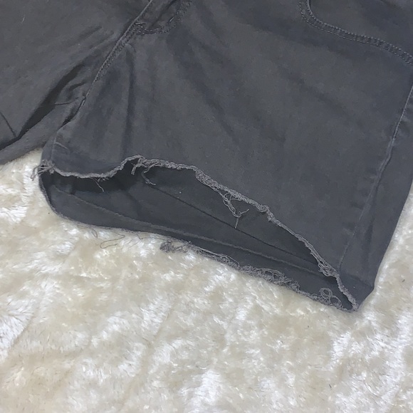 BEBOP OLIVE GREEN CUT OFF SHORTS - Picture 3 of 5